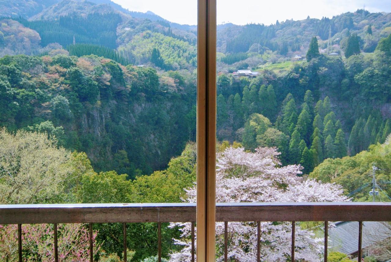 Takachiho B&B Ukigumo Ngoại thất bức ảnh