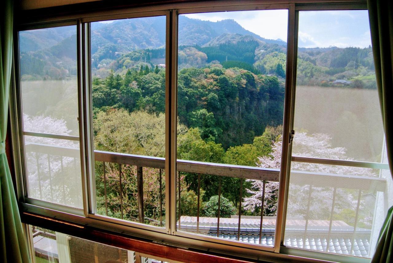 Takachiho B&B Ukigumo Ngoại thất bức ảnh